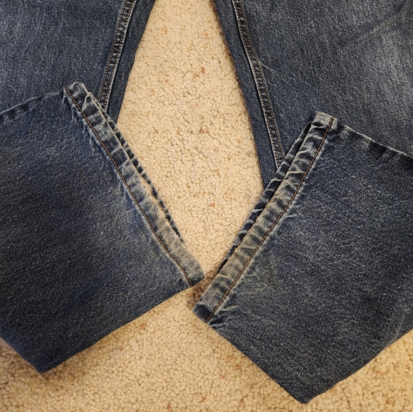 Van Heusen baggy jeans - size 36 waist by 32 length - Picture 3 of 9